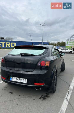 Хэтчбек Kia Ceed 2008 в 