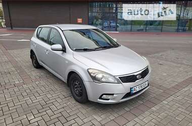 Хетчбек Kia Ceed 2010 в Луцьку