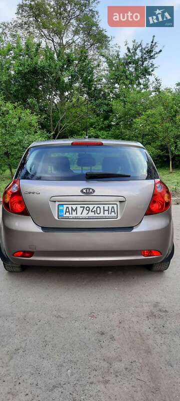 Хэтчбек Kia Ceed 2008 в Виннице