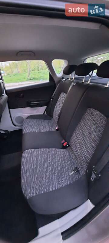 Хэтчбек Kia Ceed 2008 в Виннице