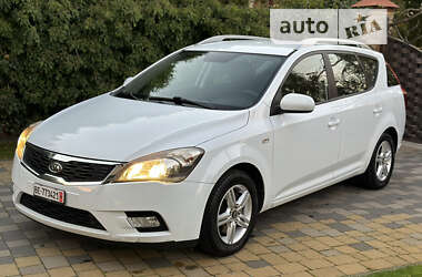 Універсал Kia Ceed 2011 в Луцьку