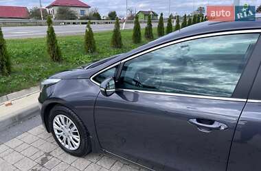 Хэтчбек Kia Ceed 2016 в Львове