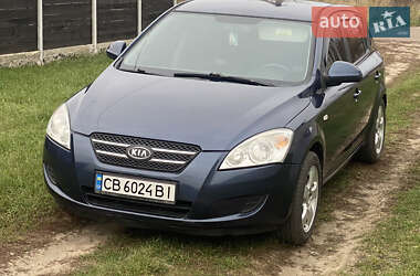 Хэтчбек Kia Ceed 2007 в Чернигове