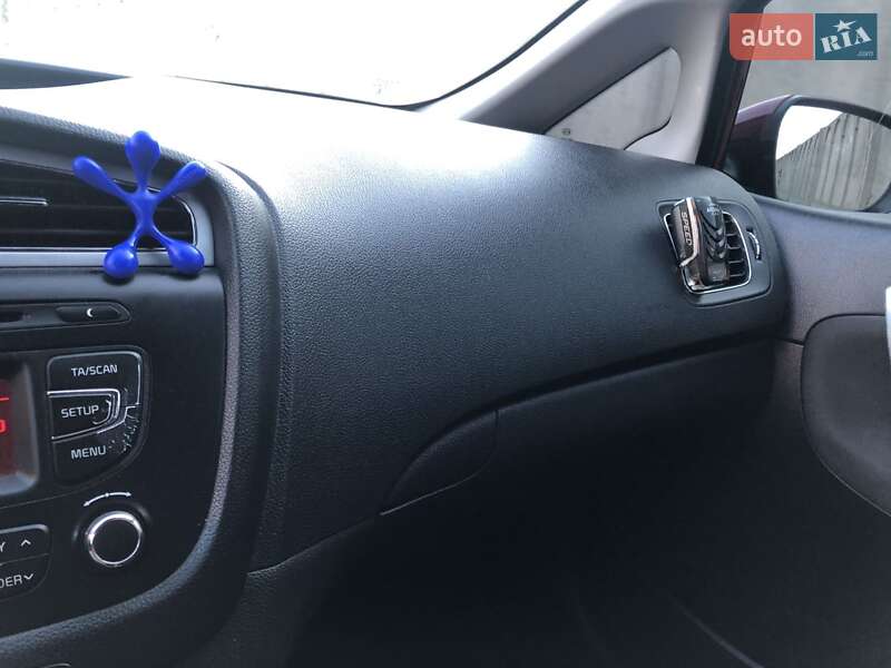 Универсал Kia Ceed 2012 в Ивано-Франковске