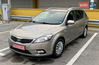 Универсал Kia Ceed 2010 в Киеве