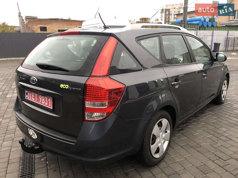 Універсал Kia Ceed 2012 в Рівному