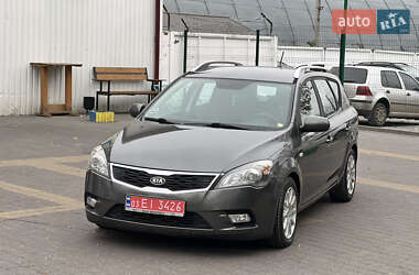 Универсал Kia Ceed 2010 в Ровно