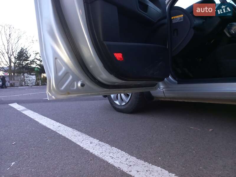 Хэтчбек Kia Ceed 2009 в Одессе