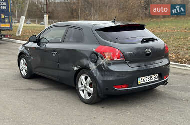 Хэтчбек Kia Ceed 2008 в Валках