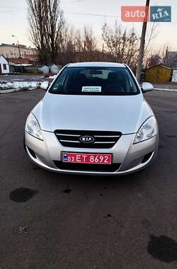 Хэтчбек Kia Ceed 2007 в Белой Церкви