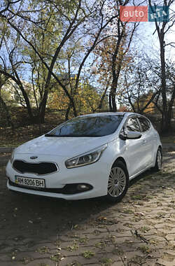 Хетчбек Kia Ceed 2012 в Києві