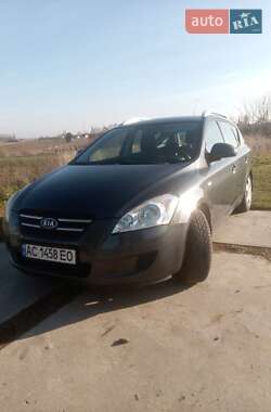 Универсал Kia Ceed 2009 в Луцке