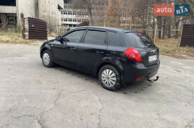 Хэтчбек Kia Ceed 2008 в Днепре