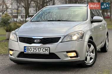 Хетчбек Kia Ceed 2011 в Хмельницькому