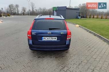 Універсал Kia Ceed 2011 в Луцьку