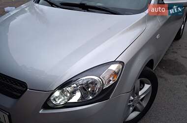 Хетчбек Kia Ceed 2008 в Києві