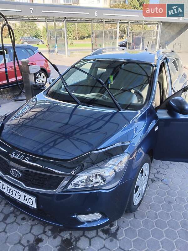 Універсал Kia Ceed 2010 в Броварах фото 2 Універсал Kia Ceed 2010 в Броварах