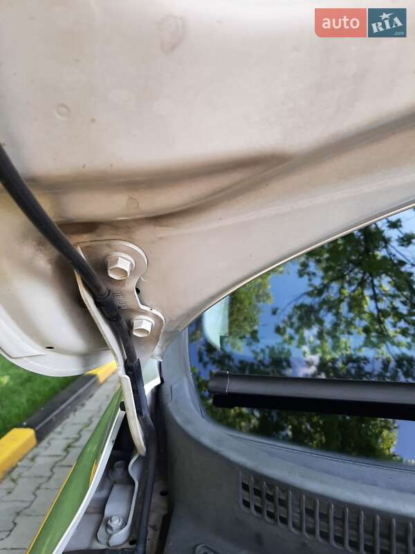 Хэтчбек Kia Ceed 2006 в Александрие