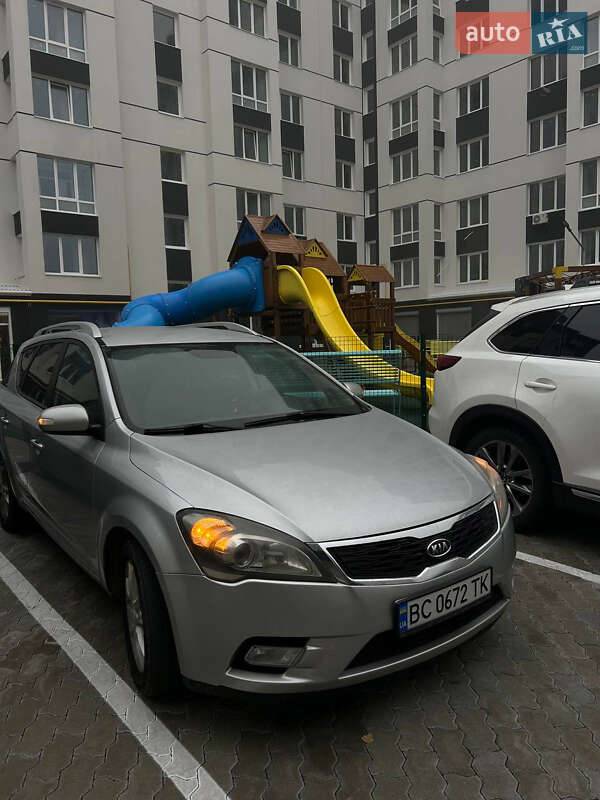 Kia Ceed 2011