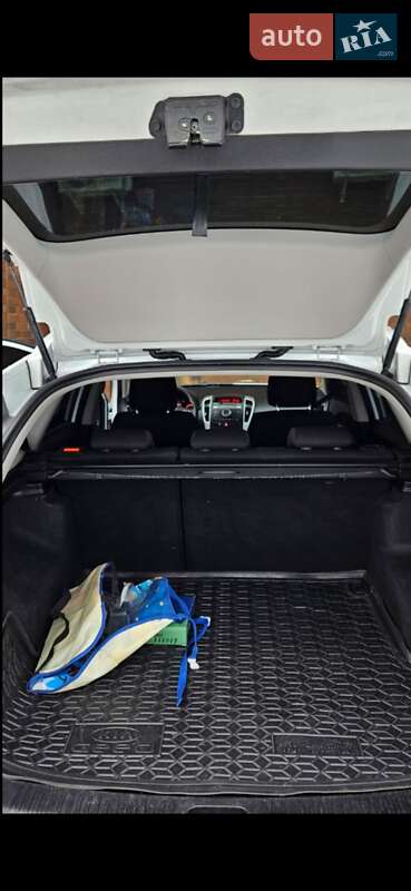 Універсал Kia Ceed 2011 в Ромнах