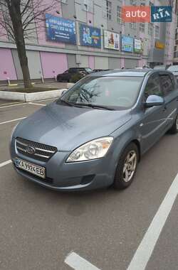 Хетчбек Kia Ceed 2008 в Києві