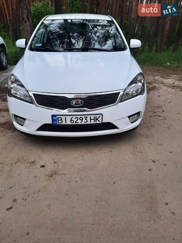 Kia Ceed 2012