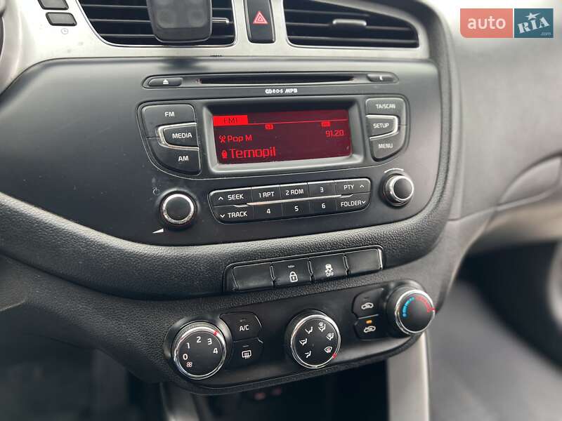 Хэтчбек Kia Ceed 2012 в Тернополе