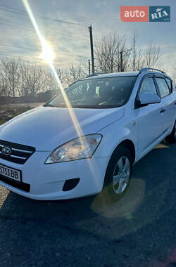 Универсал Kia Ceed 2008 в Барышевке