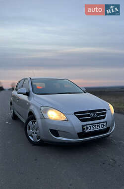 Хетчбек Kia Ceed 2009 в Мукачевому