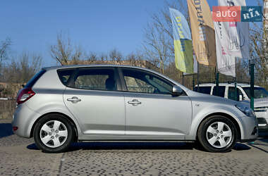 Хэтчбек Kia Ceed 2009 в Бердичеве