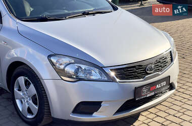 Хэтчбек Kia Ceed 2009 в Бердичеве