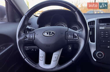 Хэтчбек Kia Ceed 2009 в Бердичеве