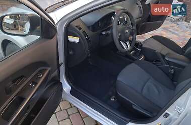 Хэтчбек Kia Ceed 2009 в 