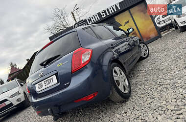 Хэтчбек Kia Ceed 2011 в Стрые