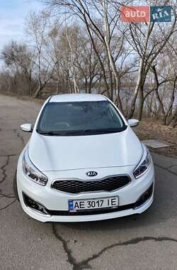 Хэтчбек Kia Ceed 2017 в Днепре