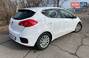 Хетчбек Kia Ceed 2017 в Дніпрі