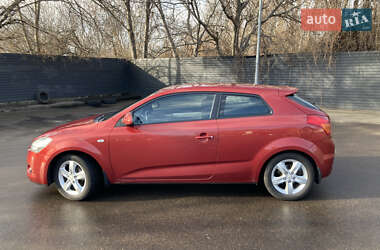 Хэтчбек Kia Ceed 2008 в Одессе