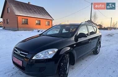 Универсал Kia Ceed 2009 в Маневичах