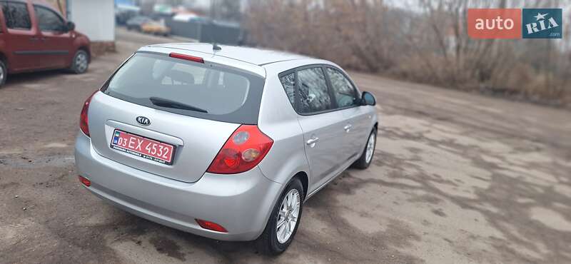 Хэтчбек Kia Ceed 2007 в Нежине