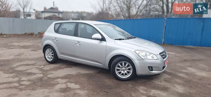 Хэтчбек Kia Ceed 2007 в Нежине