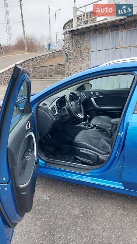 Универсал Kia Ceed 2019 в Обухове фото 26 Универсал Kia Ceed 2019 в Обухове