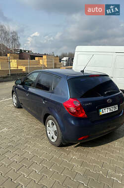 Хетчбек Kia Ceed 2008 в Тячеві фото 5 Хетчбек Kia Ceed 2008 в Тячеві