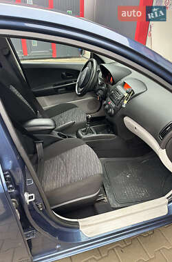 Хетчбек Kia Ceed 2008 в Тячеві фото 10 Хетчбек Kia Ceed 2008 в Тячеві