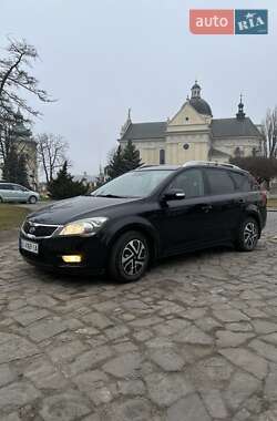 Универсал Kia Ceed 2011 в Жовкве