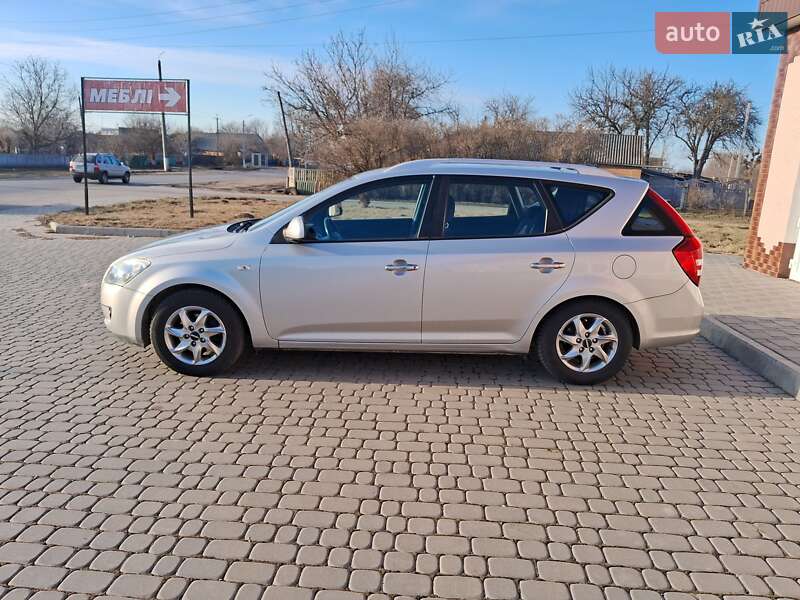 Универсал Kia Ceed 2009 в Кропивницком фото 12 Универсал Kia Ceed 2009 в Кропивницком