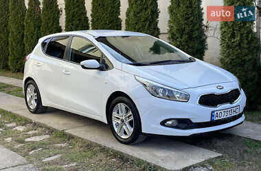 Хетчбек Kia Ceed 2014 в Виноградові