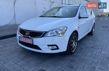 Універсал Kia Ceed 2012 в Луцьку