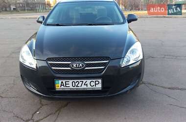 Хетчбек Kia Ceed 2008 в Кривому Розі