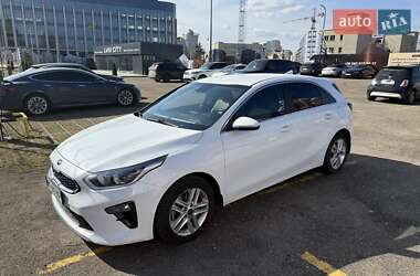 Хэтчбек Kia Ceed 2019 в Львове