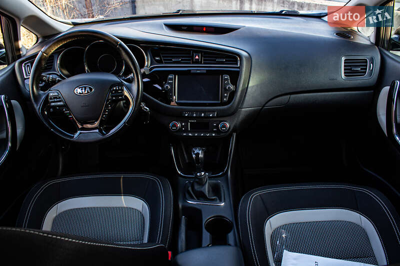 Универсал Kia Ceed 2018 в Львове